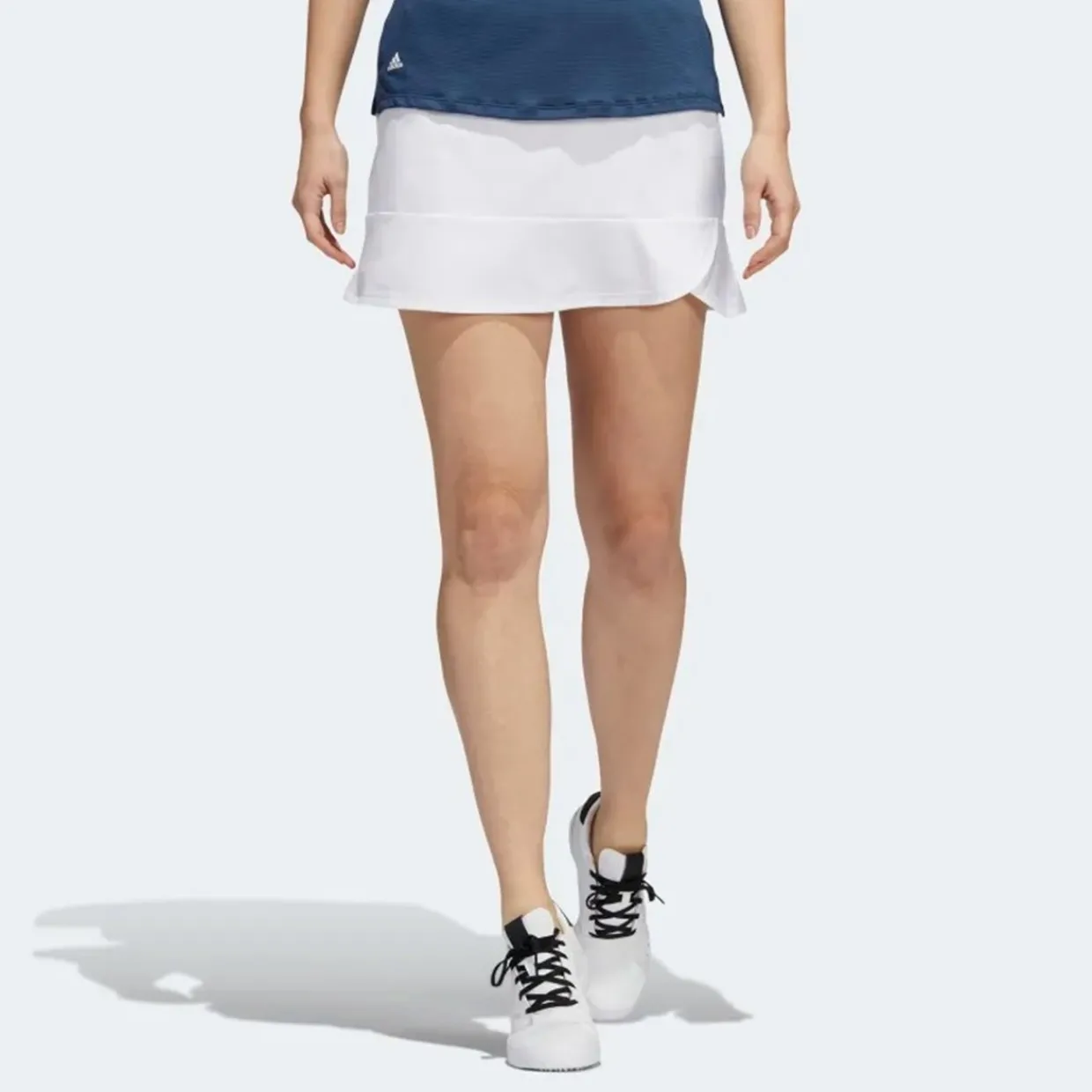 Adidas Ladies Golf Apparel^16" Fri kort Reguar Gof Appare