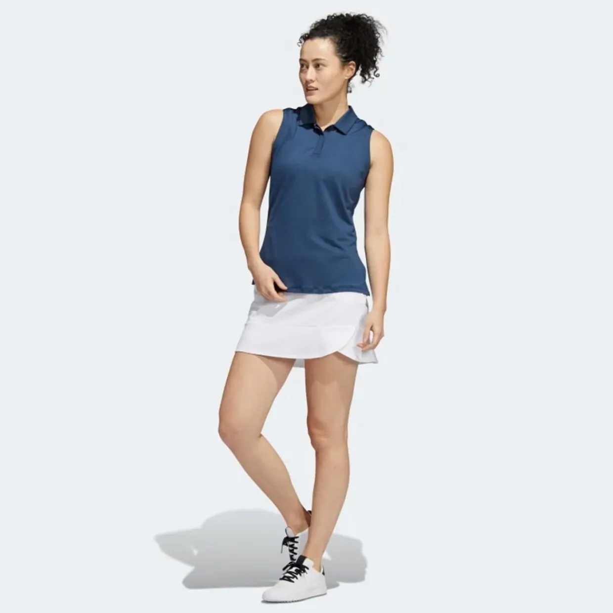 Adidas Ladies Golf Apparel^16" Fri kort Reguar Gof Appare