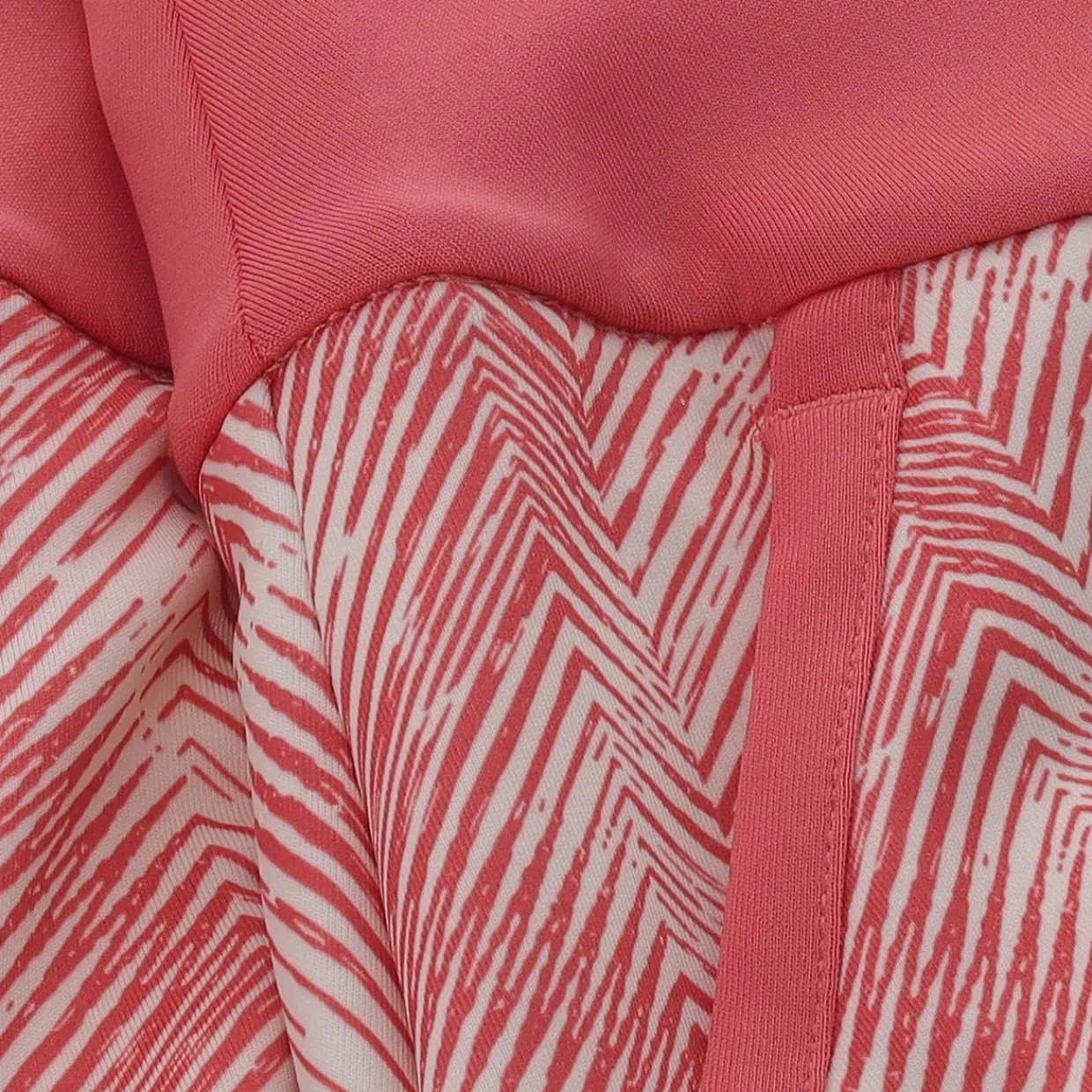 Adidas Ladies Golf Apparel^Utiate365 Printed kort Reguar Gof Appare