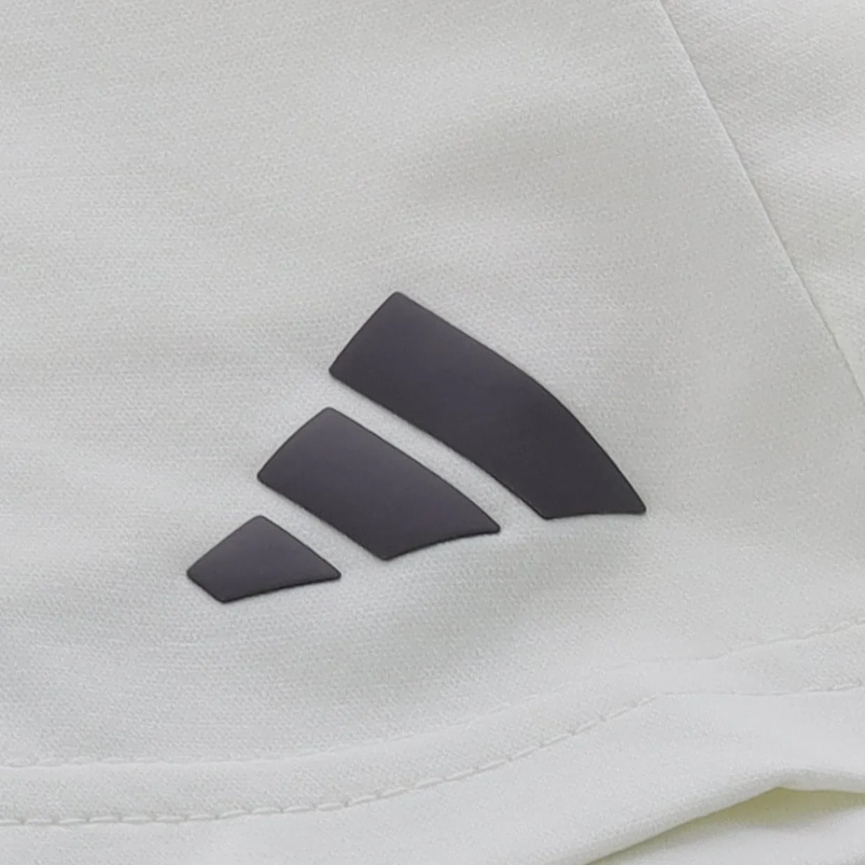 Adidas Ladies Golf Apparel^Utiate365 Tour Peated kort Reguar Gof Appare