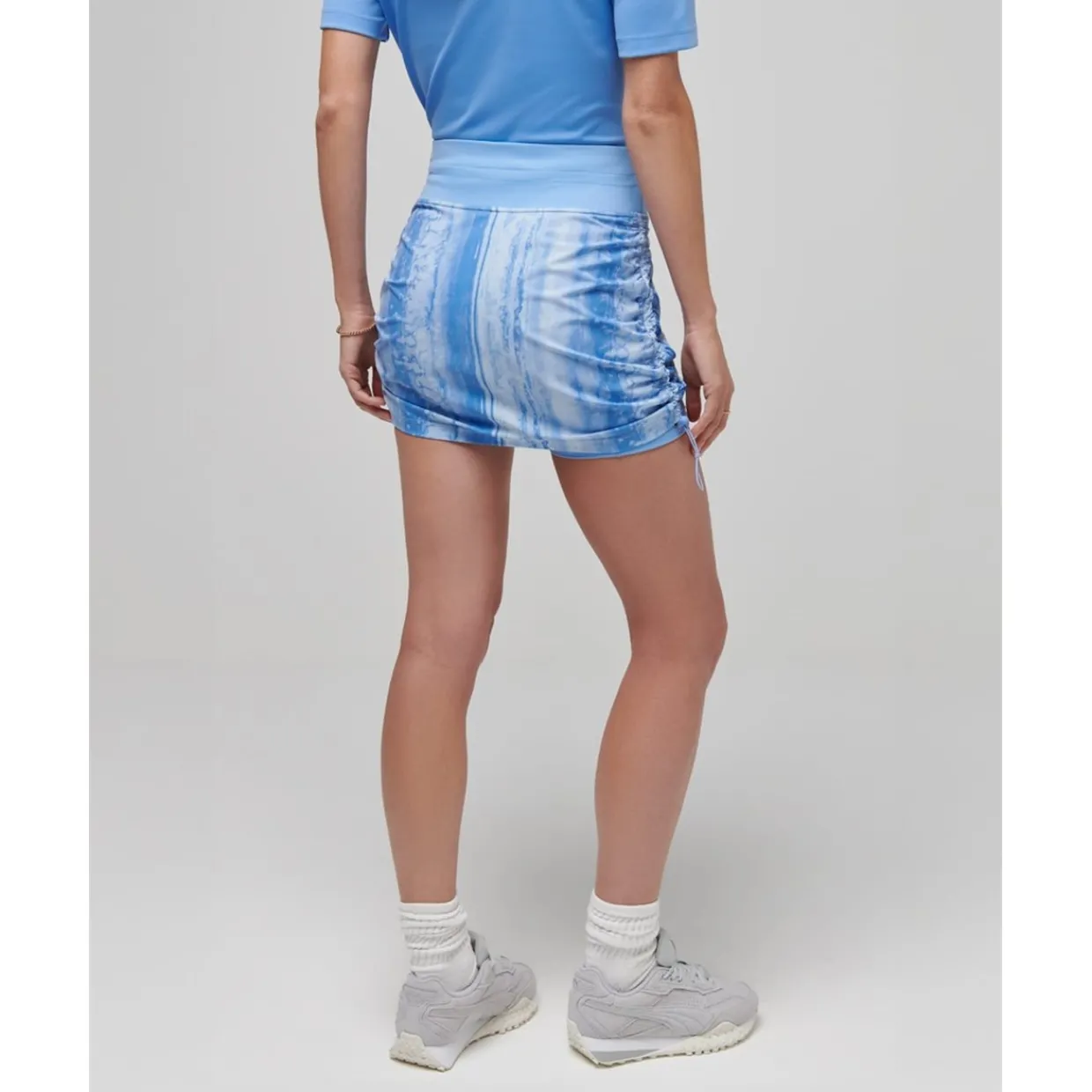 TravisMathew Ladies Golf Apparel^Dune Gra kort Reguar Gof Appare